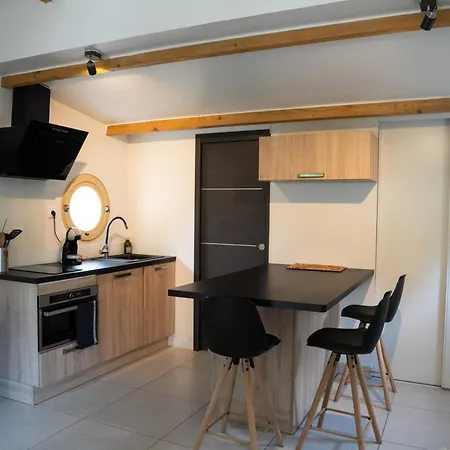 Carrière De La Tour