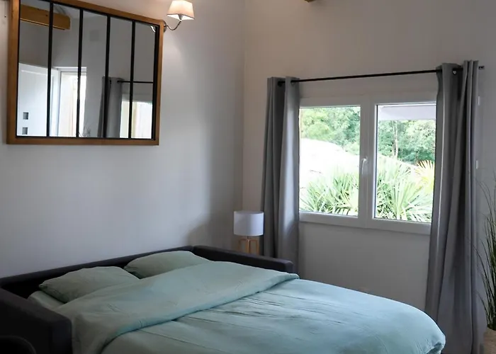 Carriere De La Tour Condé-sur-Sarthe